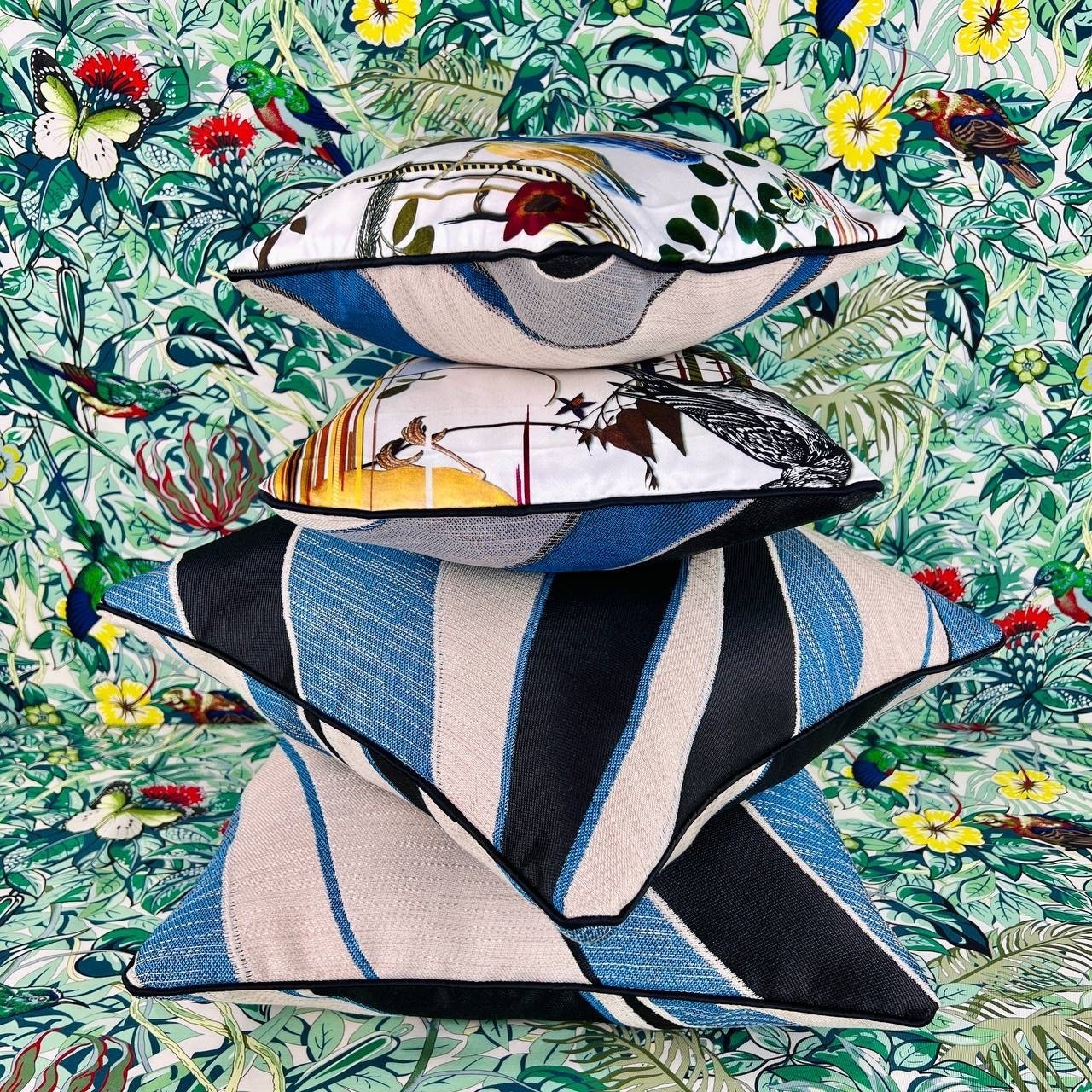 Christian Lacroix "Birds Sinfonia" - 4 Shams