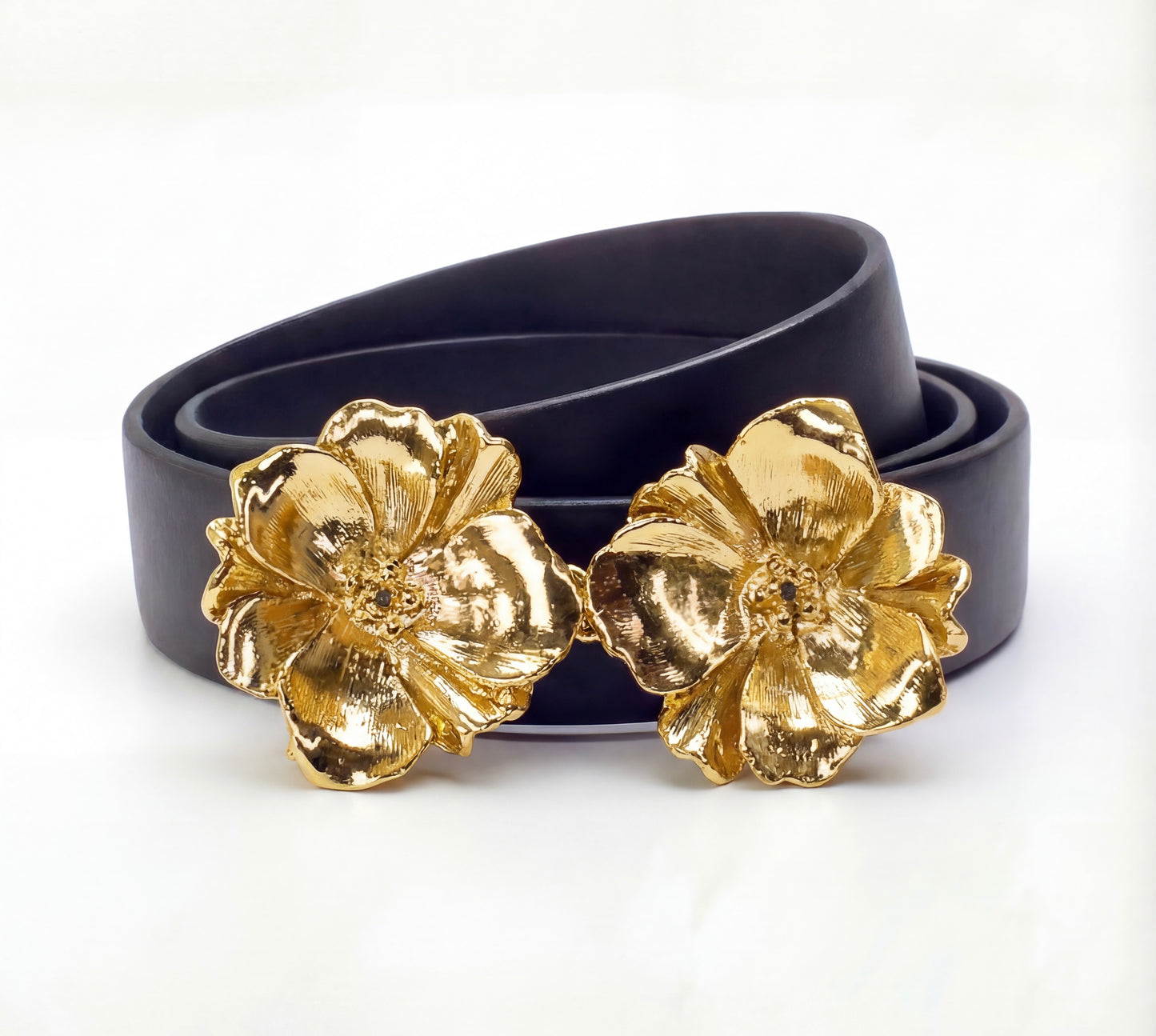 Flower gold Vintage buckle, circa. 1980s - Flora Collection