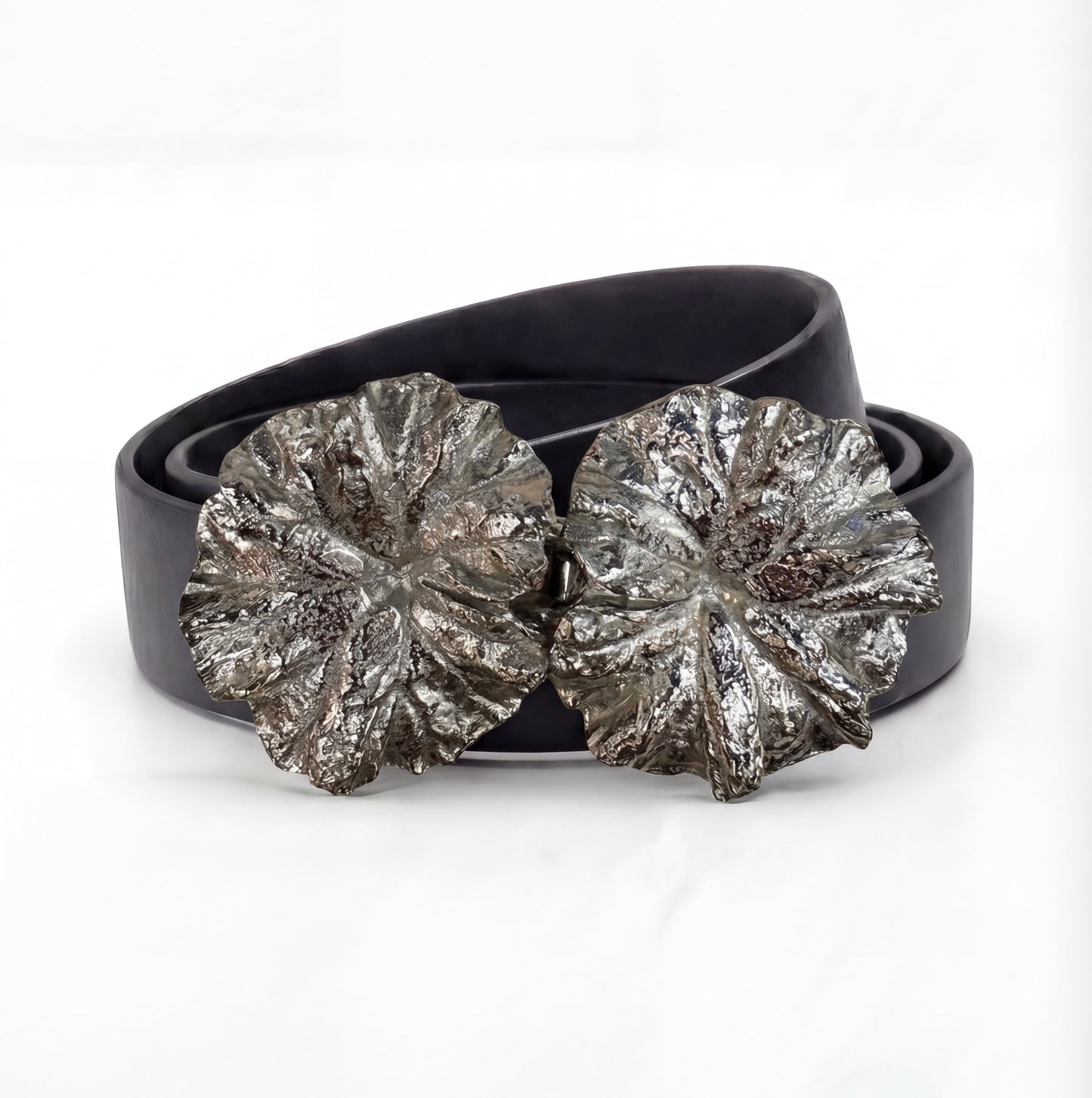 Mimi di N Silver flower Vintage Buckle, circa. 1981 - Flora Collection