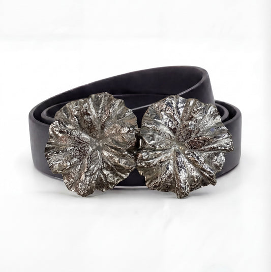 Mimi di N Silver flower Vintage Buckle, circa. 1981 - Flora Collection