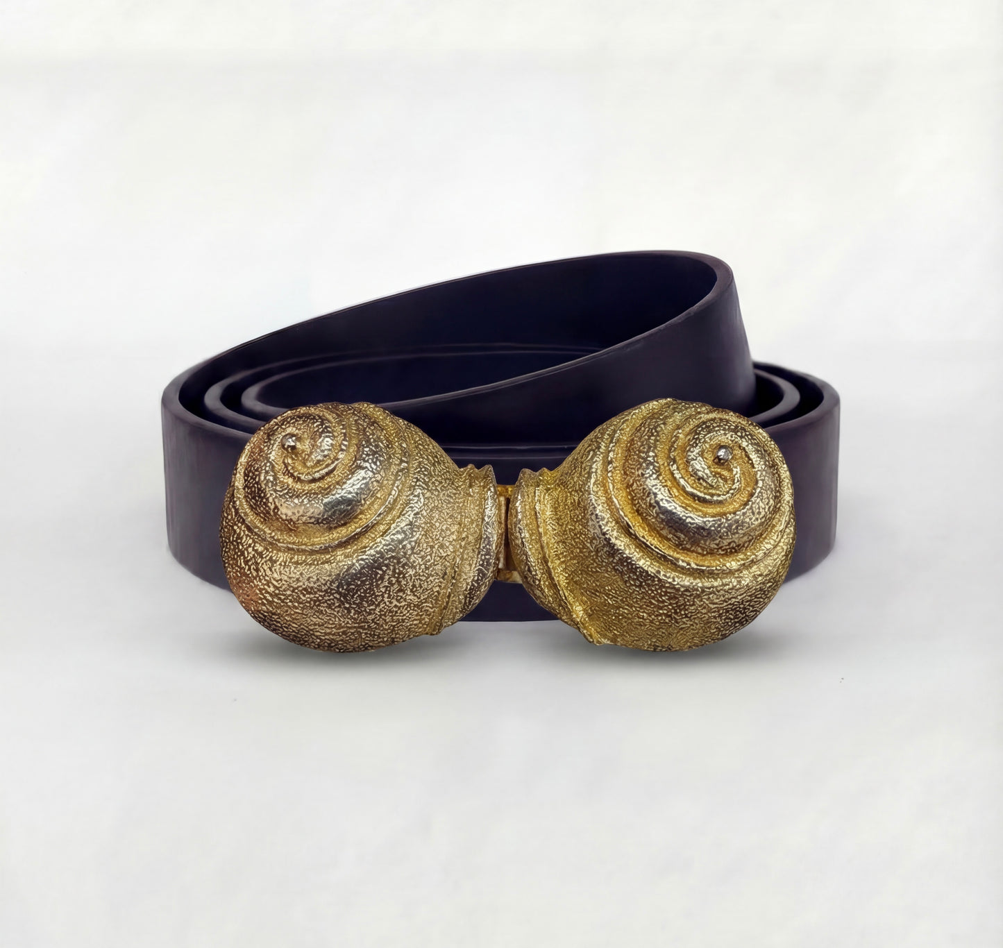 Mimi di N Snails Shells Vintage Buckle, circa. 1973 - Fauna Collection