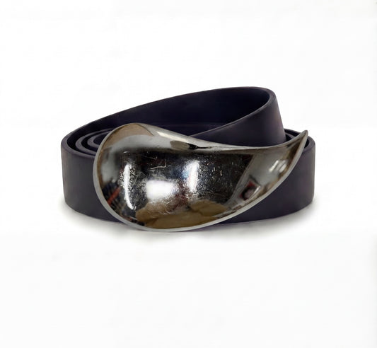 Alexis Kirk Silver Drop Vintage buckle silver drop, circa. 1980s - One of the kind Collection