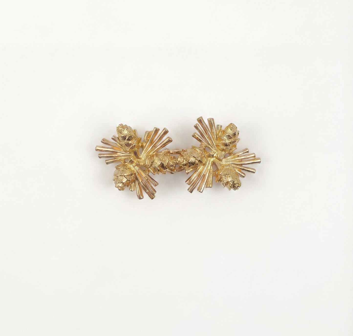 Mimi di N Triple Pinecone Vintage buckle, circa 1979 - Small Collection
