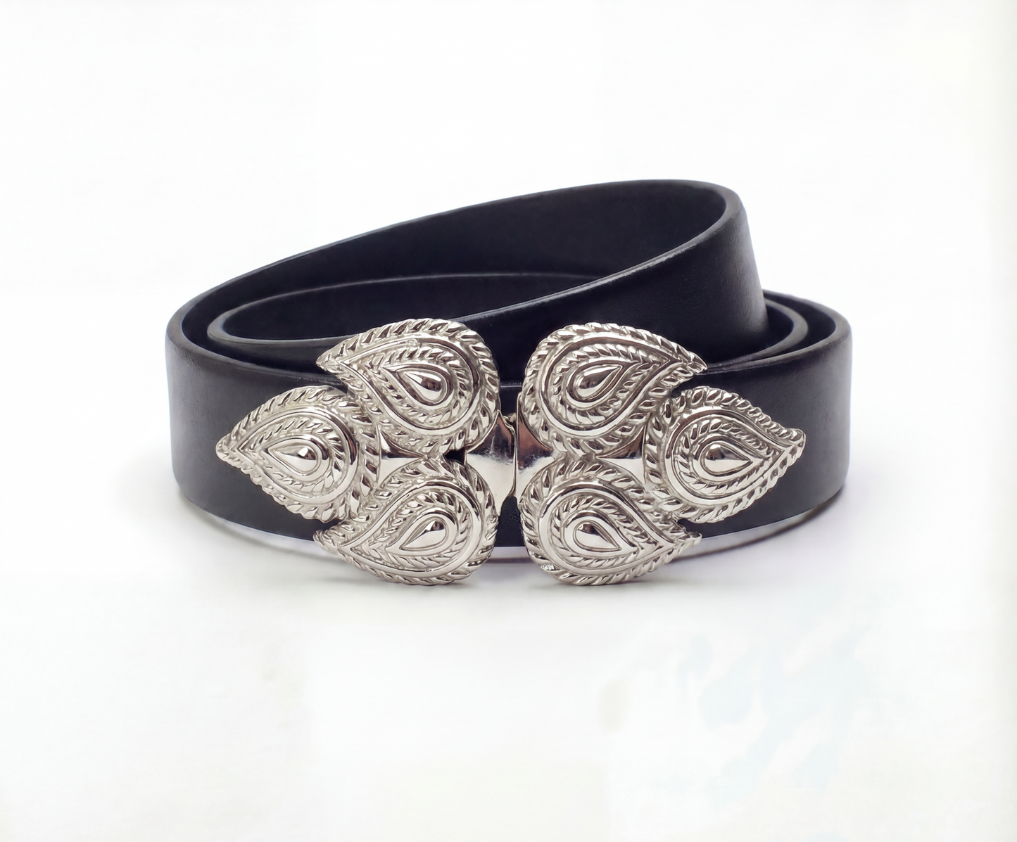 Mimi di N Silver paisley vintage buckle, circa 1985 - One of the kind collection