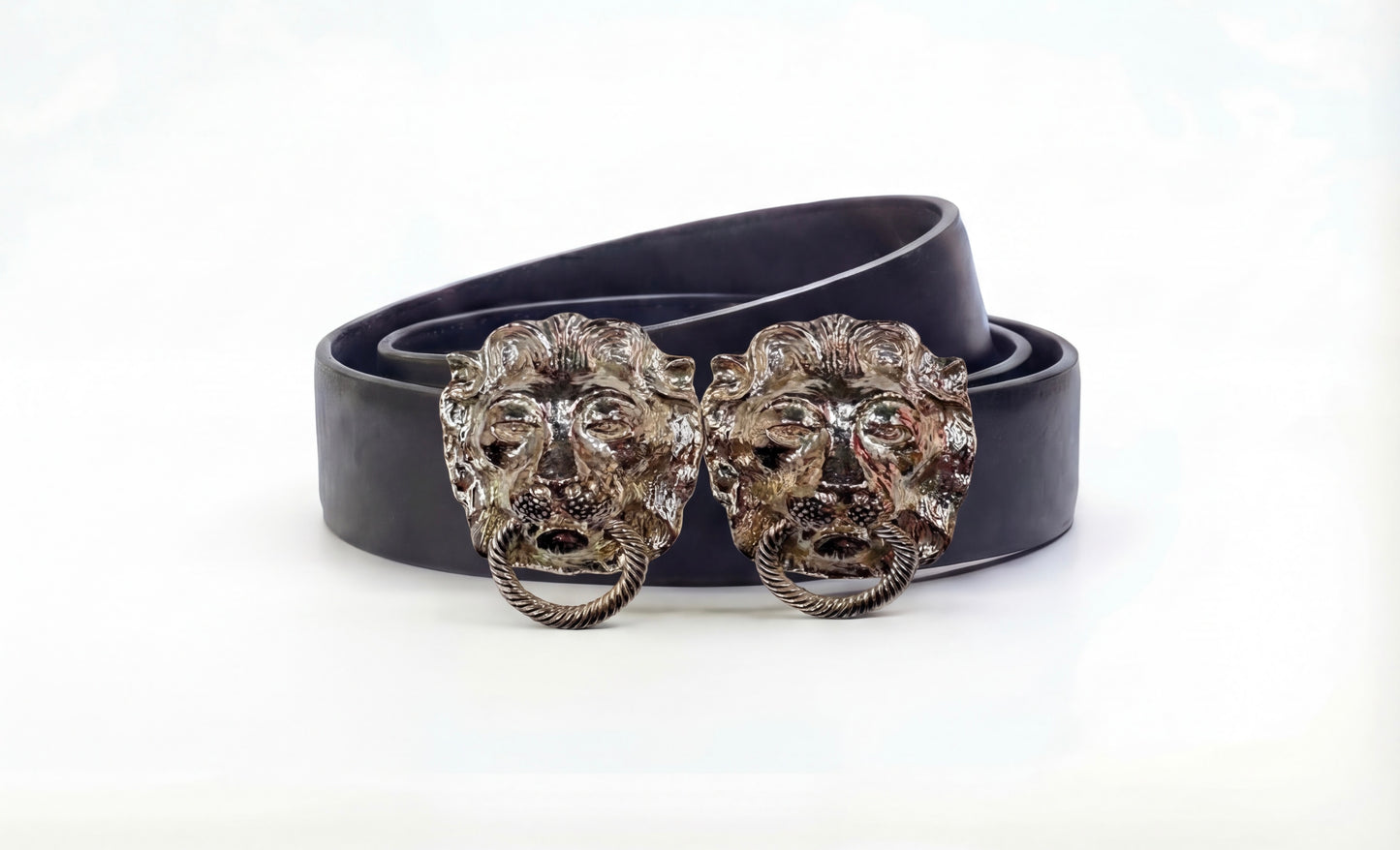 Mimi di N Lionshead Vintage buckle, circa 1974 - Lunar New Year Collection