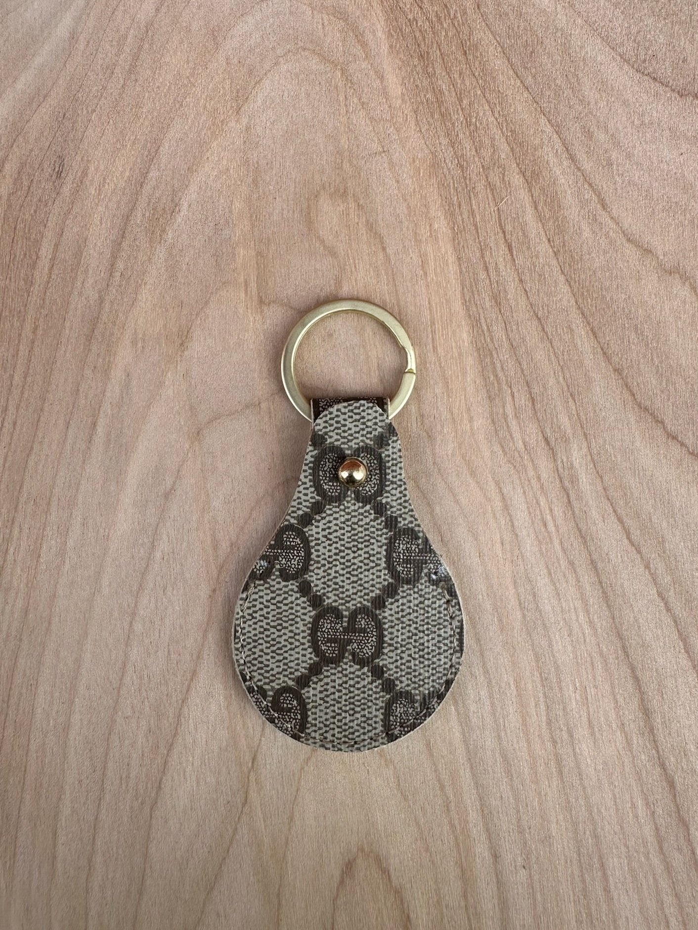 AIRTAG HOLDER UPCYCLED VINTAGE MONOGRAM BROWN/BEIGE