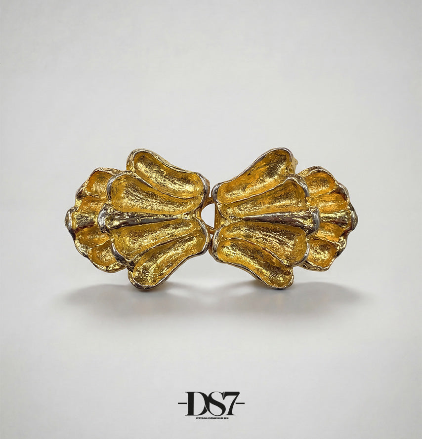 Mimi di N Seashells leaves Vintage buckle, circa. 1972 - Seashells collection