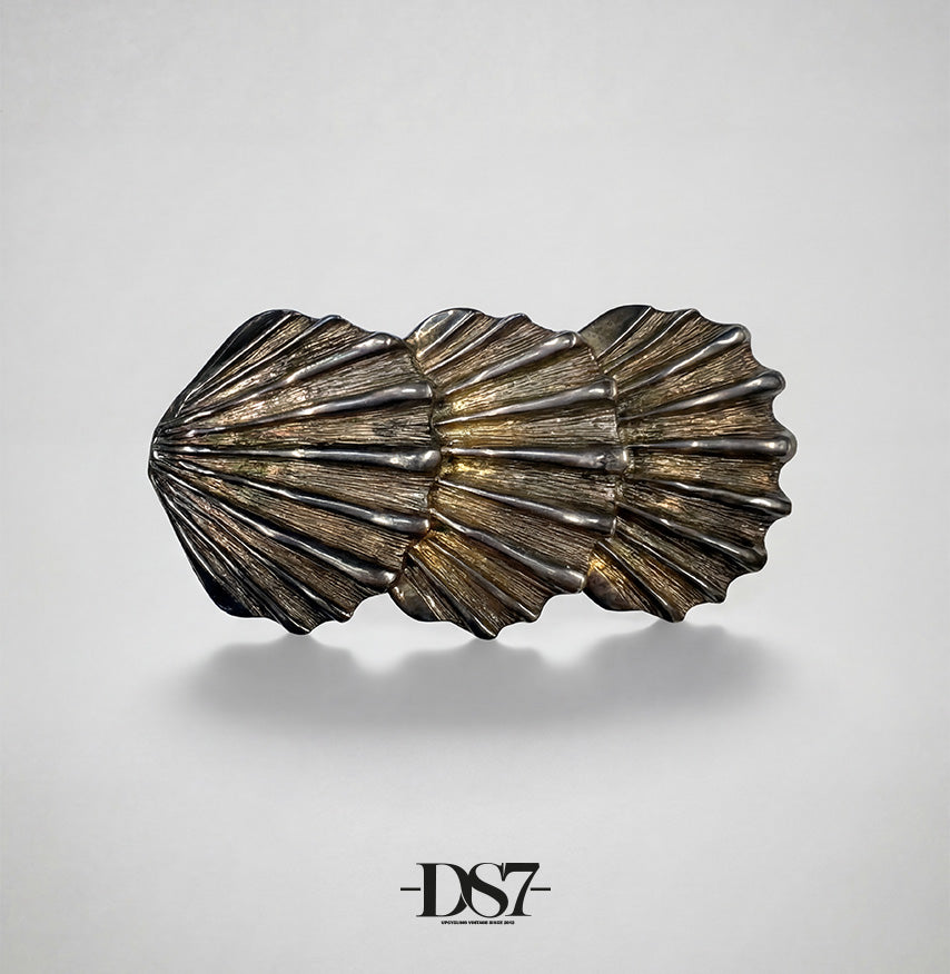 Douglas Paquette three big shells silver Vintage buckle, circa. 1980s - Seashells Collection
